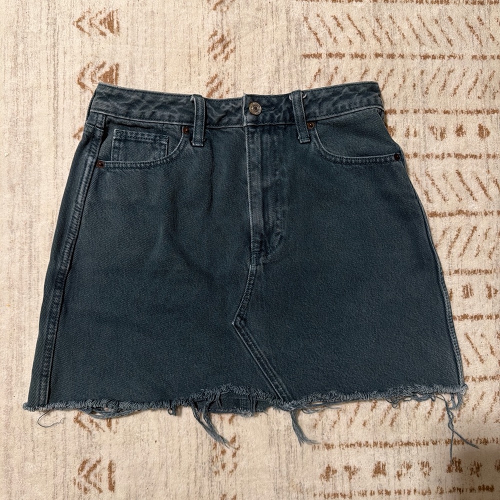 Abercrombie & Fitch Frayed Hem Denim Mini Skirt in Dark Blue